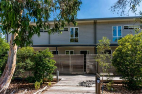 Coastal Soul Villa at Broadbeach Inverloch